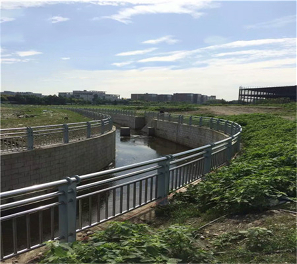 扬州不锈钢复合管河道景观护栏