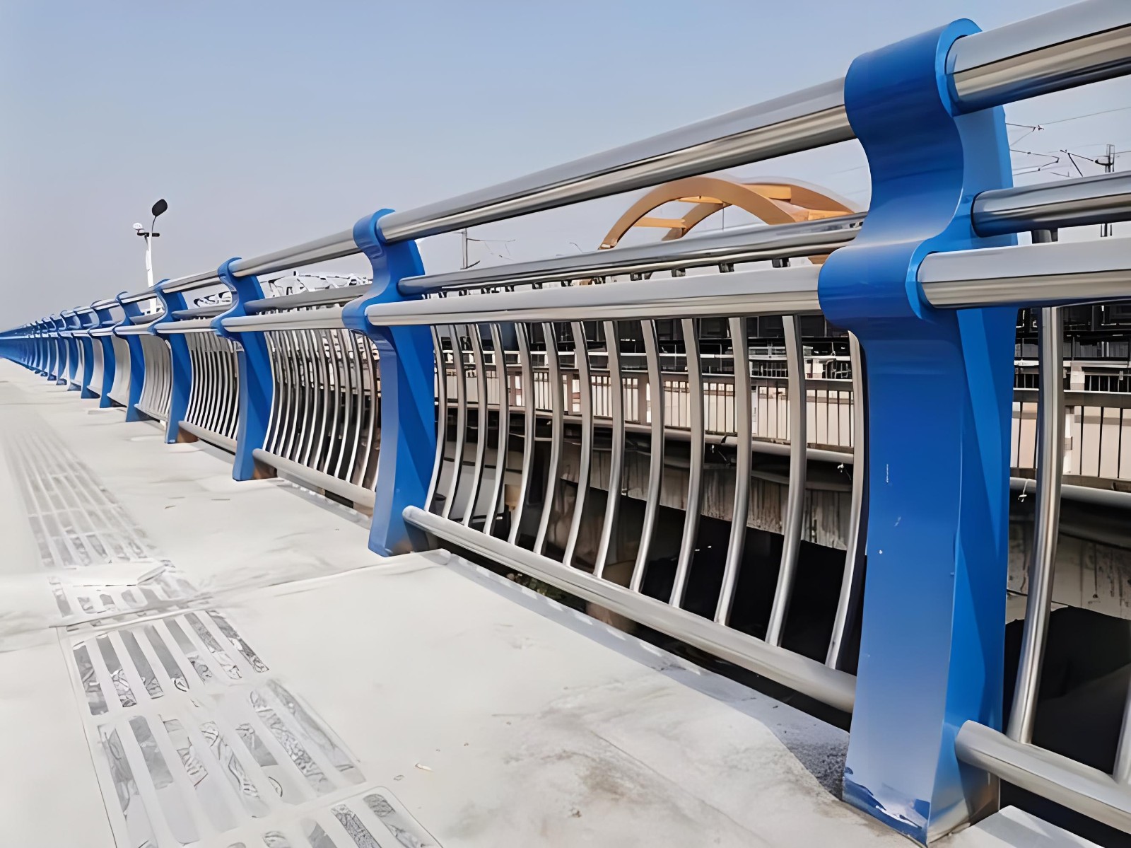 扬州不锈钢复合管护栏制造工艺要求及其重要性